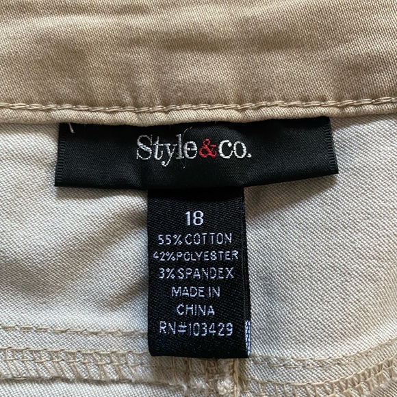 NWT Style & Co Tummy Control Capri Pants. - Picture 5 of 5